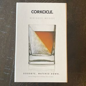 NIB Corkcicle Whiskey wedge glass